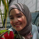 Intan Nuraini als Monita