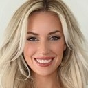 Paige Spiranac als Dick's Sporting Goods Wendy