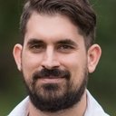 Ricard Cussó als Drago Modo / WSG President Augustus (voice)