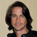 Michael Easton als 