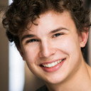 Till Simon als Marlon Frazier