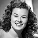 Barbara Hale als Zoe Crane