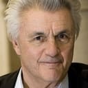 John Irving als Stationmaster