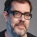 Richard Osman als Self - Team Captain