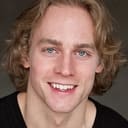 William Poole als Cary Mitchell