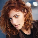 Brianna Kellum als Neti Pot Expert
