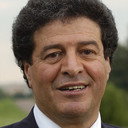 Mouloud Aounit als Self