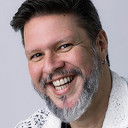 Marco França als Maestro Levino