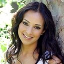 Melissa Graham als News Anchor