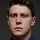 George MacKay als Eddie
