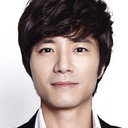 Im Tae-kyung als Ha Myung-woo