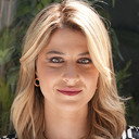 Εριέττα Μανούρη als Zoi Lioliou