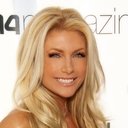 Brande Roderick als Leigh Dyer