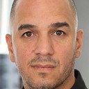 Hiram Ortiz als Alistair