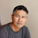 Peter Togawa als Vic