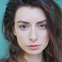 Hanna Novak als Irina