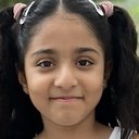 Seeza Saroj als Suji