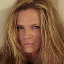 Cecelia Simon als Tara
