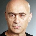 Salim Daw als Issa
