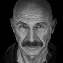 Tony Levin als Self - Bass