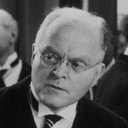 Grant Mitchell als Carlson (uncredited)