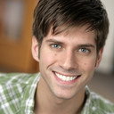 Ross Nathan als Meera's Fiancé
