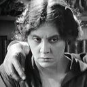 Germaine Dermoz als Catherine de Médicis