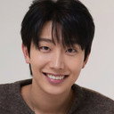 최찬이 als Shin Da-on