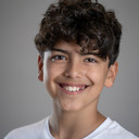 Nanak Phlora als Elliot Chipman