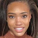 Kourtney George als Grace