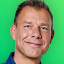 Henk Blok als Self (Voice-over)