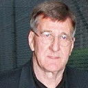 Alan Eagleson als Self - Hockey Agent (voice)