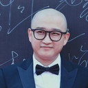 Xi Zi, Director