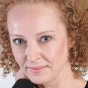 Eda Özel als 