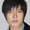 Keisuke Koide als Shinjiro Kusakabe