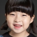 Jo Eun-sol als Mi Na [Santa's Visit]