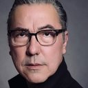 Juan Luis Acevedo als Dmitri