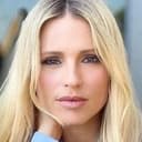 Michelle Hunziker als Serena