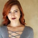 Olivia Castanho als Zombie Woman