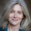 Andrina Carroll als Landry