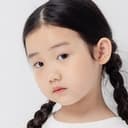 Nina Yeh als Young Zhen-Zhen