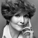 Patricia Barry als Fritzie - Bauer's Secretary (uncredited)