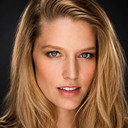 Sarah Brooks als Sarah Yates