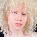Jennifer Utrera als Madre de Patricia