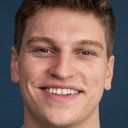 Chase Palmer als Brock