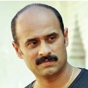 Rajesh Hebbar als Esthappan Aashan