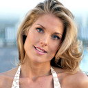 Tanya Ballinger als F.E.M.A. Worker