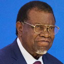 Hage Geingob als Self