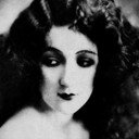 Edmonde Guy als Wanda Zalewska