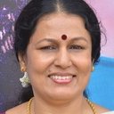 Sabitha Anand als Esther